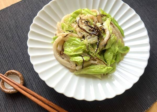 udon saltati yakiudon con cavolo e shio kombu 